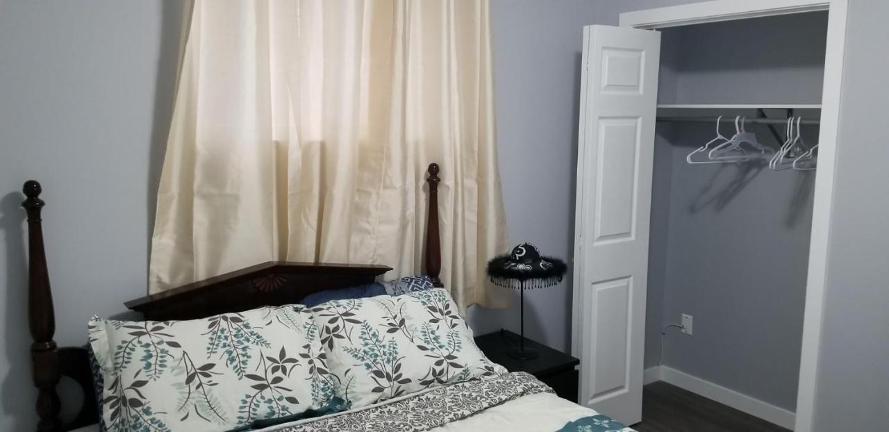 Jdl Sherwood Guest house Calgary